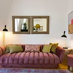 2 Beautiful Bdr Upscale Flat Embracing Tejo! Lisboa