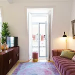 2 Beautiful Bdr Upscale Flat Embracing Tejo! Apartamento Lisboa