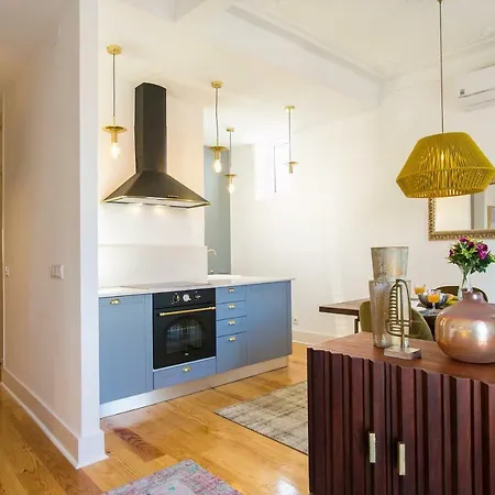 Lägenhet 2 Beautiful Bdr Upscale Flat Embracing Tejo!