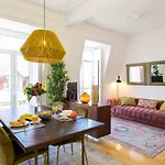 2 Beautiful Bdr Upscale Flat Embracing Tejo! Lissabon